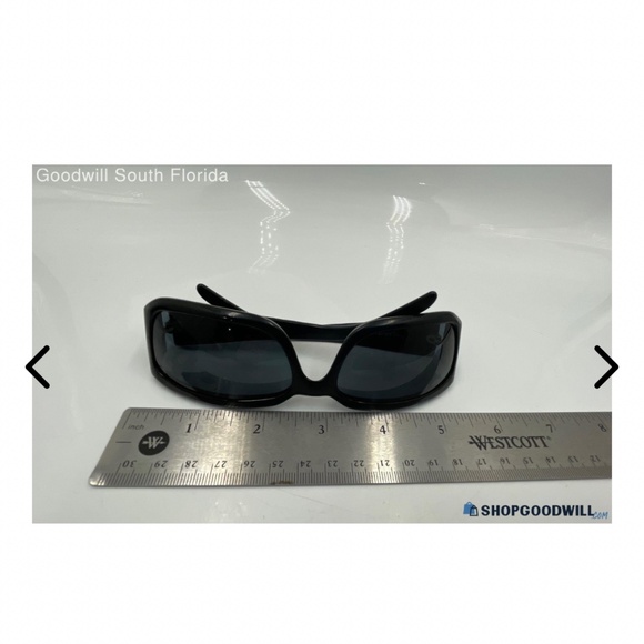Chanel sunglasses authentic main image 4